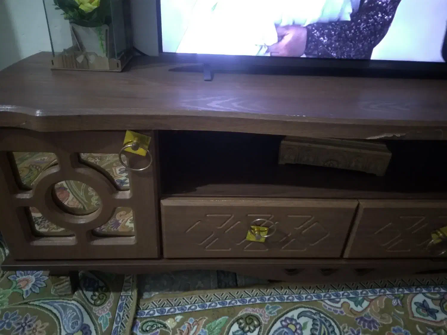 میزتلوزیون کنسول|بوفه، ویترین، کنسول|قم, قلعه کامکار|دیوار