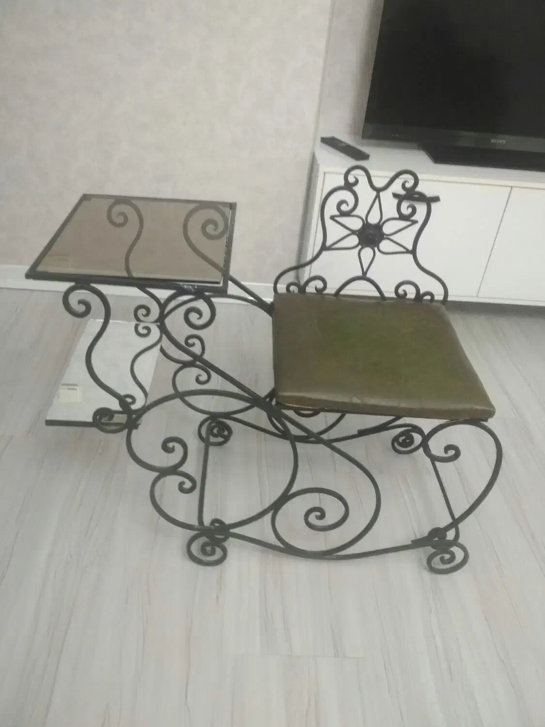 میز تلویزیون و میز تلفن|میز تلویزیون|شیراز, ریاستی|دیوار