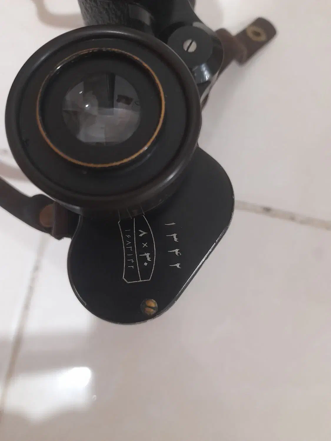 دوربین زایس عتیقه|کلکسیون اشیاء عتیقه|خاوران, |دیوار