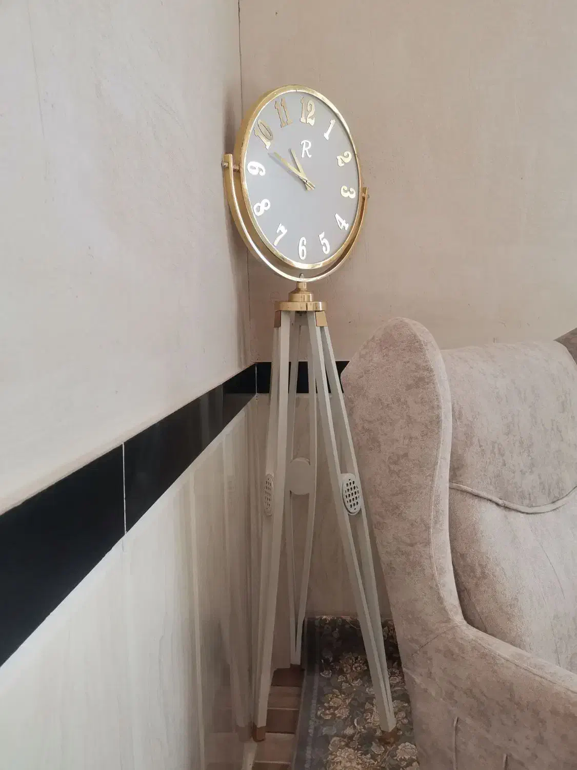 ساعت ایستاده|ساعت دیواری و تزئینی|سروآباد, |دیوار