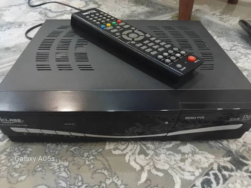 دستگاه دیجیتال در حد اک + ظبط سونی3200uv|صوتی و تصویری|تهران, قنات‌کوثر|دیوار