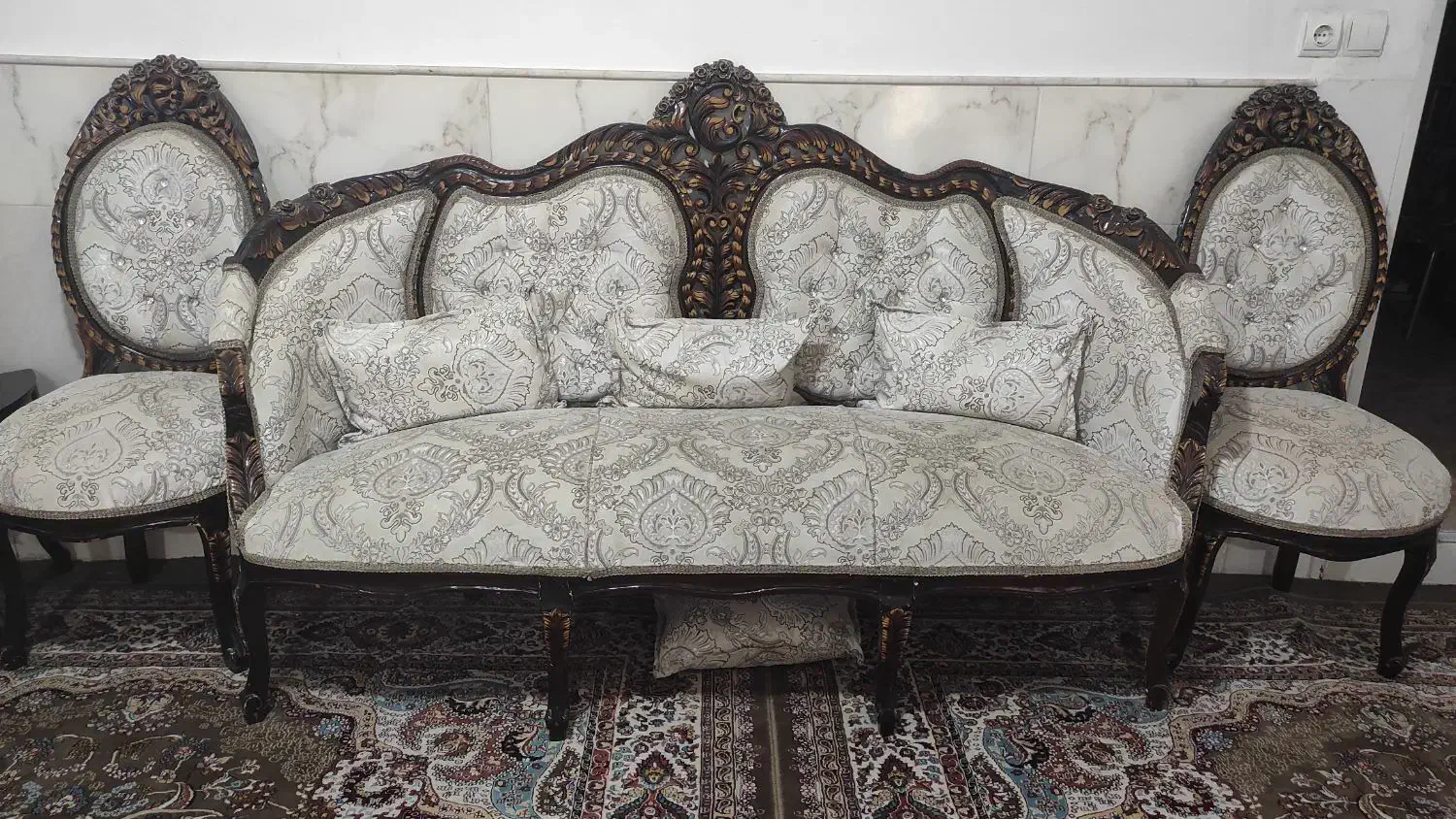مبل استیل سلطنتی ۱۳ نفره ۷نفر بادسته+۶نفر بی دسته|مبلمان خانگی و میز عسلی|قم, دروازه کاشان|دیوار