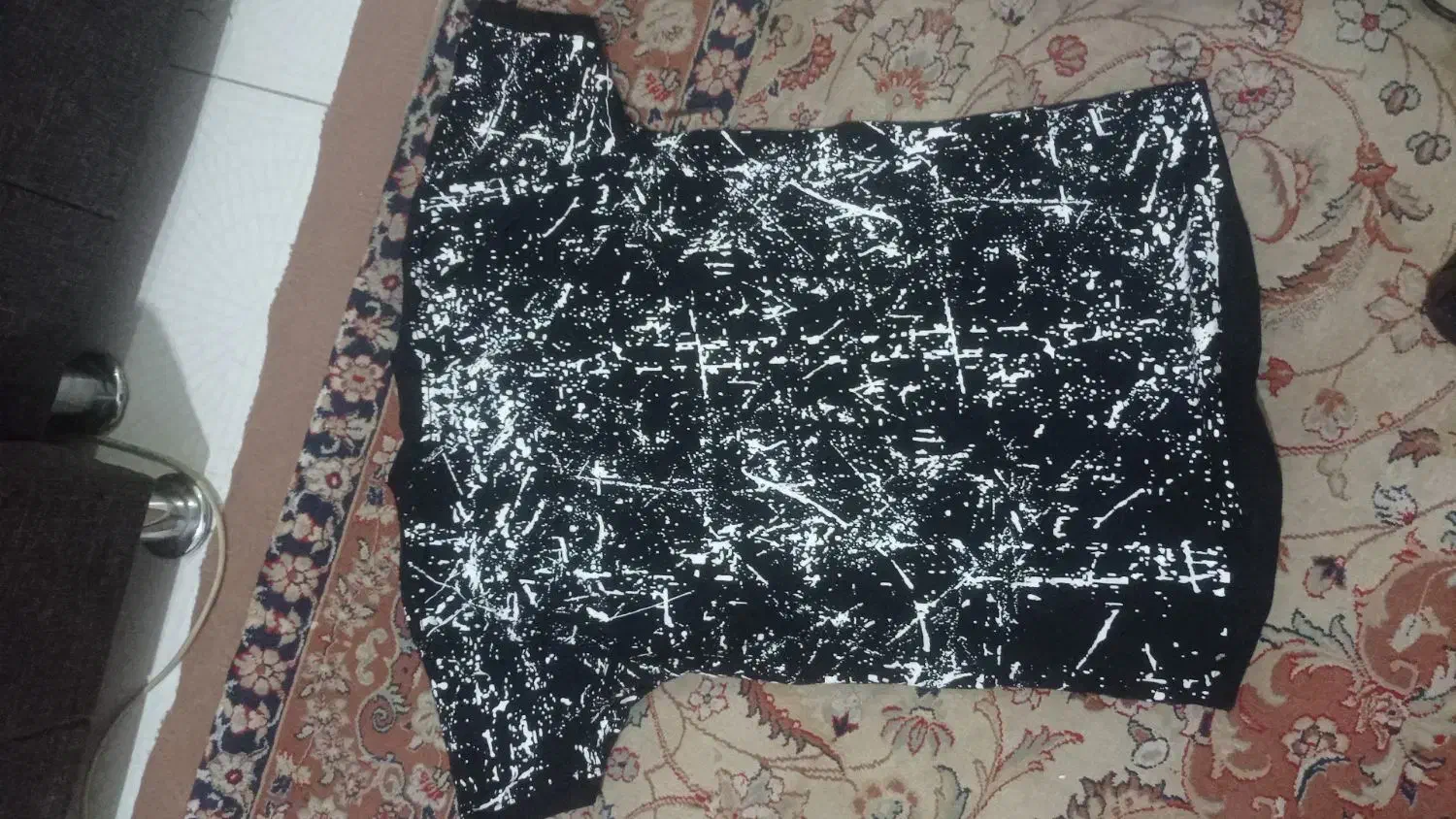 لباس وپوشاک|لباس|فردیس, ثابتی|دیوار