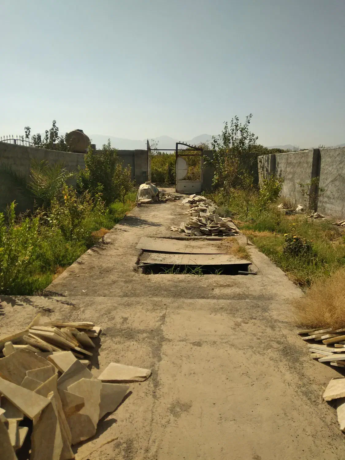 خانه باغ نیمه کاره|فروش خانه و ویلا|کاشان, شهرک صنعتی راوند|دیوار