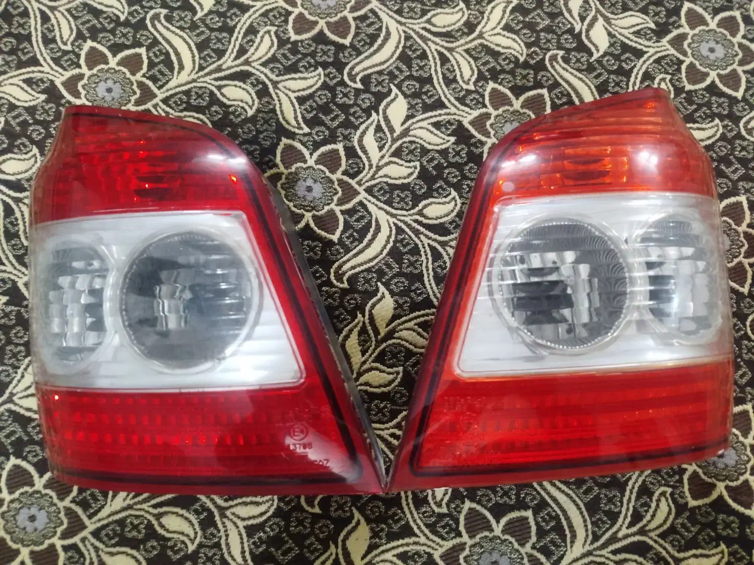 چراغ‌خطر۱۱۱|قطعات یدکی و لوازم جانبی|مشهد, قائم|دیوار