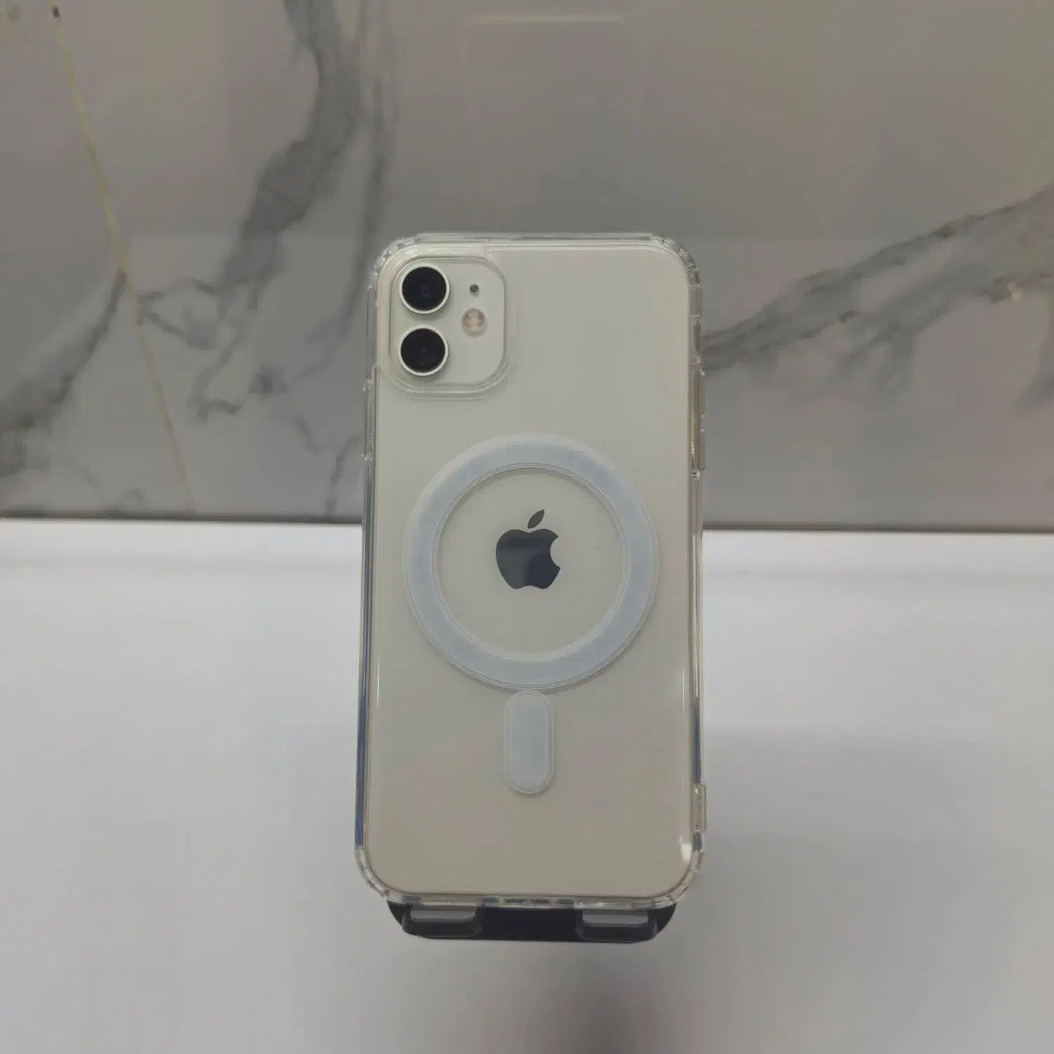 آیفون ۱۱ معمولی|موبایل|اسدآباد, |دیوار