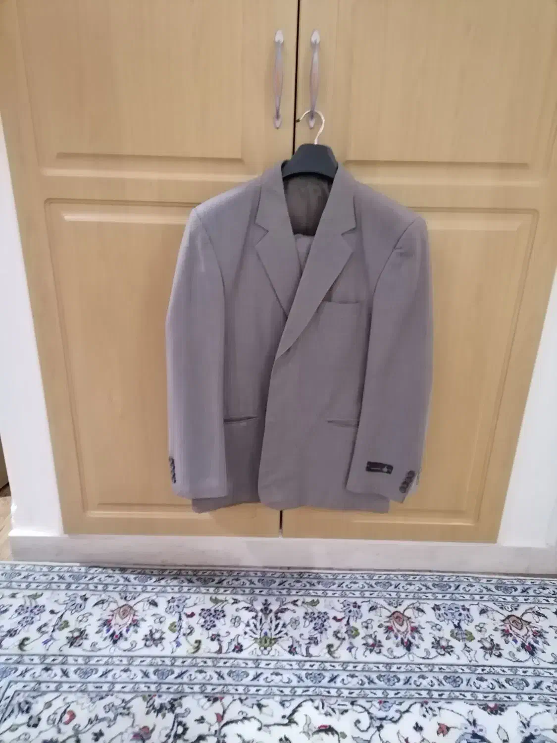 تعدادی کت وشلوارمردانه نو|لباس|تهران, تهرانپارس غربی|دیوار