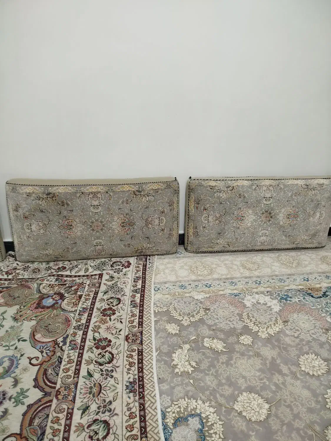 پشتی|پشتی|ایلام, |دیوار