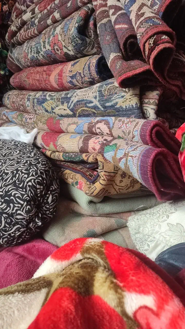 فروش(خریدار)فرش دستبافت کار کرده|فرش|کرج, دولت‌آباد|دیوار