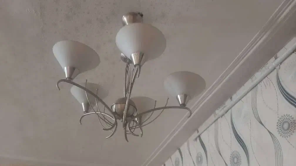 سه عدد لوستر «دوتا استیل یکی چوبی»|لوستر و چراغ آویز|اهواز, شهرک دانشگاه|دیوار