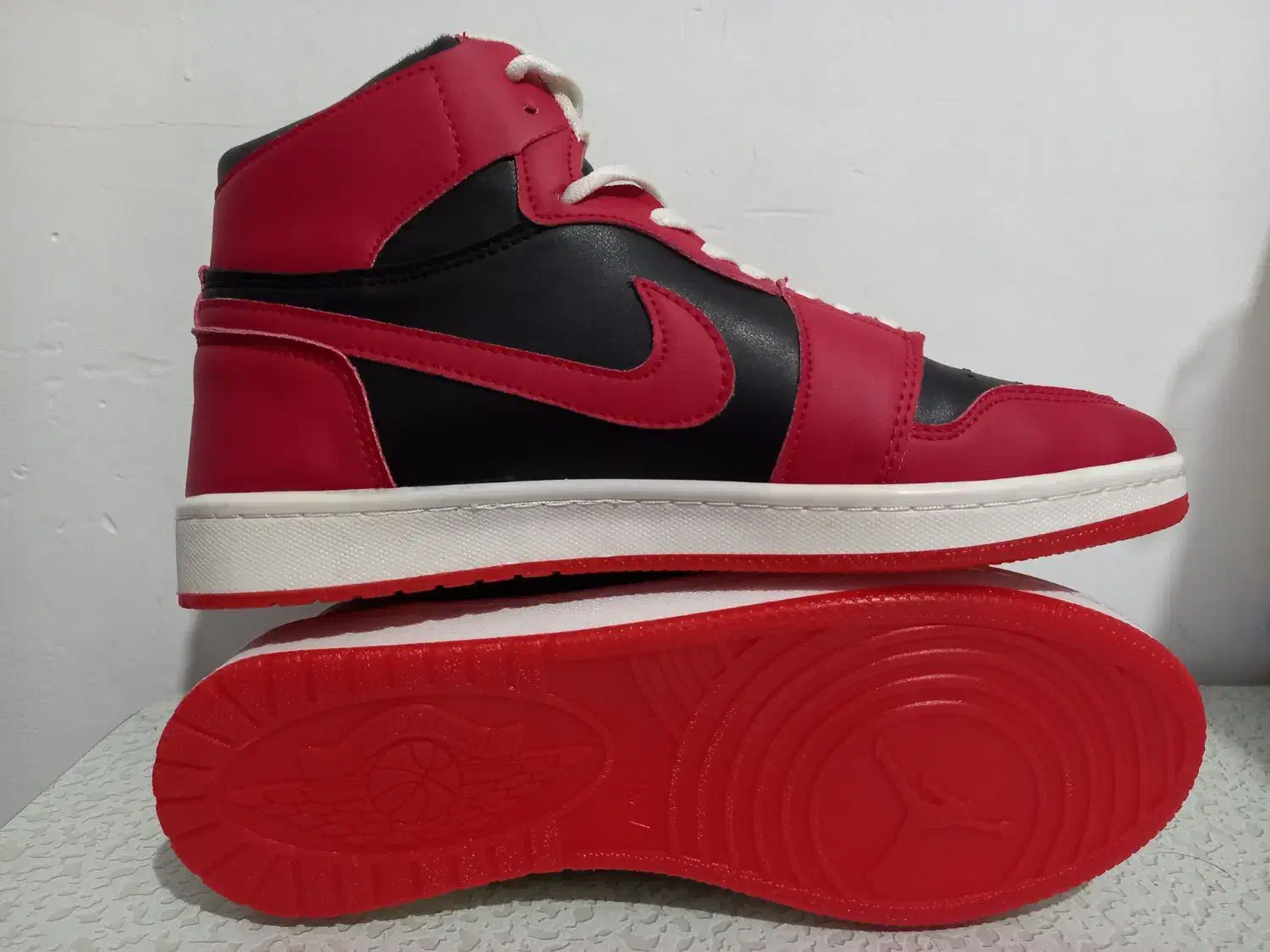 کشف نایک جردن|کیف، کفش، کمربند|ارومیه, |دیوار