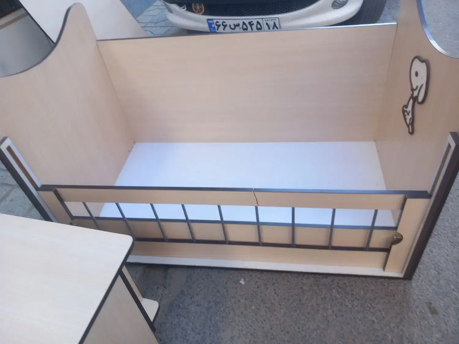 فروش تخت نوزادی..|تخت و صندلی بچه|همدان, |دیوار