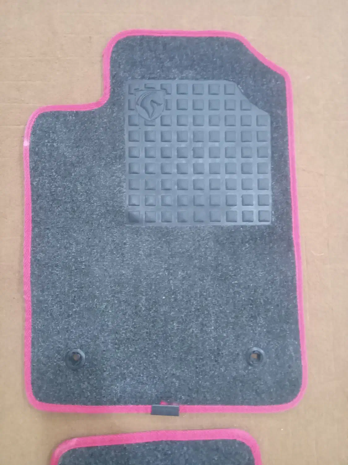 موکتی تمیز|موکت|خرمشهر, |دیوار