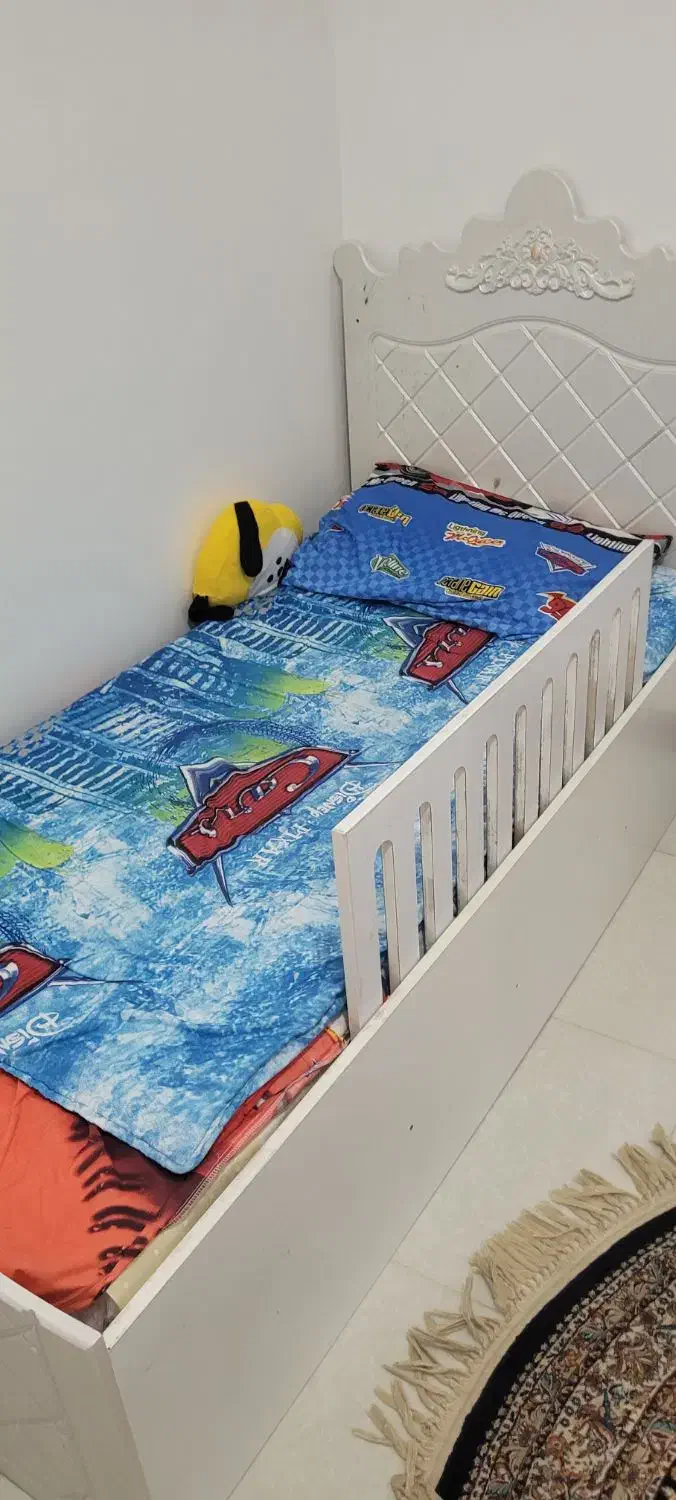 تخت نوجوان mdfدخترانه بامیزتحریر|تخت و سرویس خواب|کرمان, |دیوار