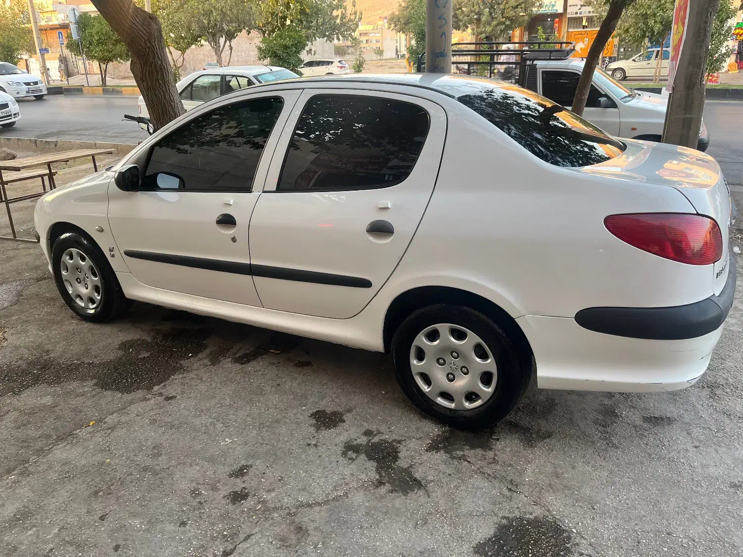 206 sd صندوقدار v8 مدل ۹۴|خودرو سواری و وانت|شیراز, آزادگان|دیوار