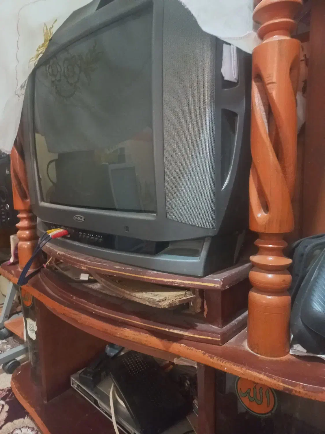 تلویزیون|تلویزیون و پروژکتور|جزنیک, |دیوار