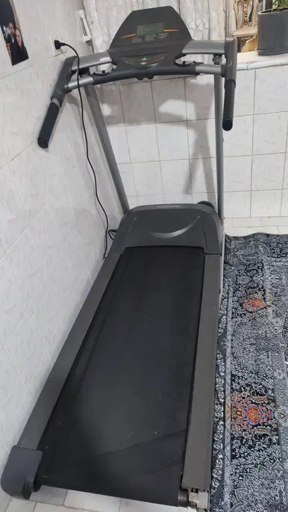 تردمیل باشگاهی با تحمل وزن ۱۳۵ کیلوگرم|تجهیزات ورزشی|یزد, |دیوار