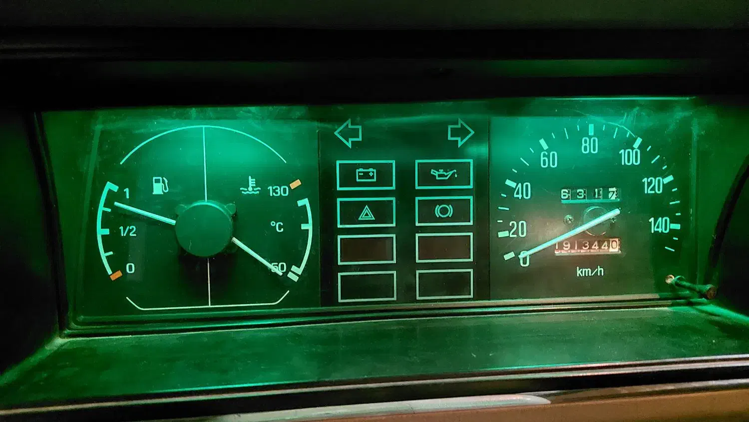 مزدا ۲۰۰۰ ژاپن مدل ۹۰|خودرو سواری و وانت|تهران, شهرک استقلال|دیوار