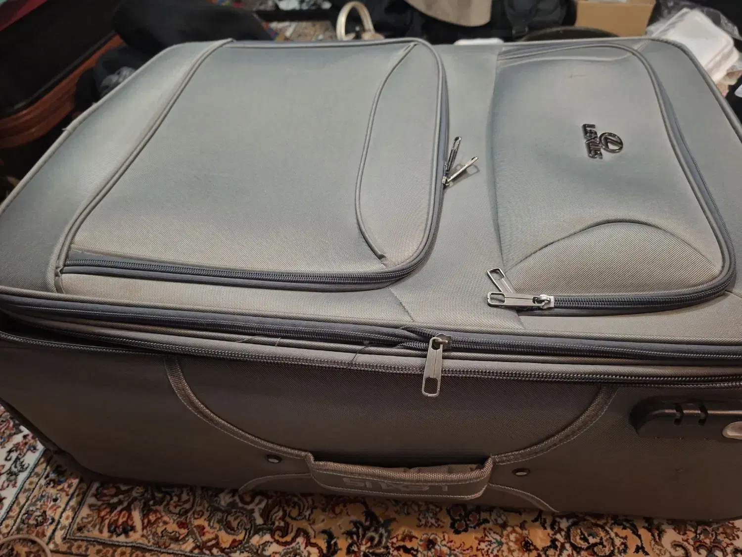 چمدون Lexus  سایز بزرگ|کیف، کفش، کمربند|بیرجند, |دیوار