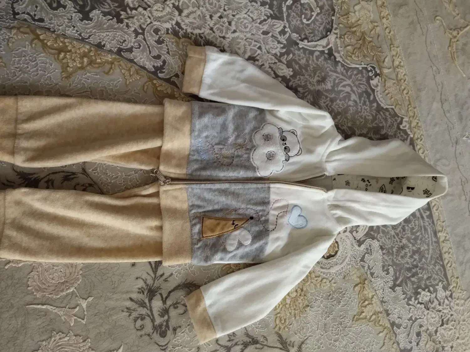 ست مخمل نو|کفش و لباس بچه|نیشابور, هفده شهریور|دیوار