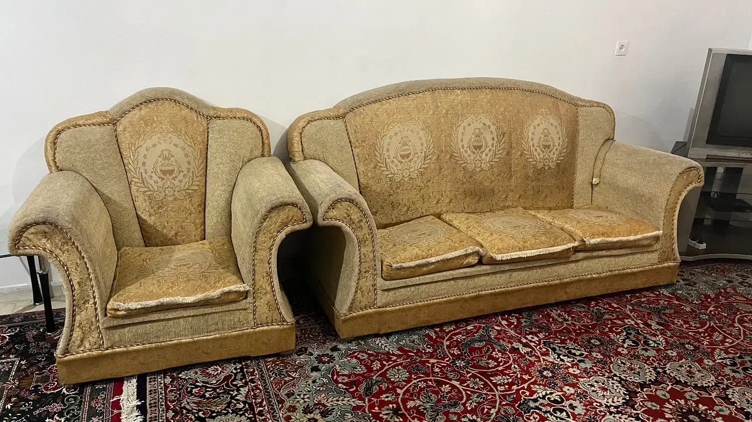 مبل ۷نفره|مبلمان خانگی و میز عسلی|پل سفید, |دیوار