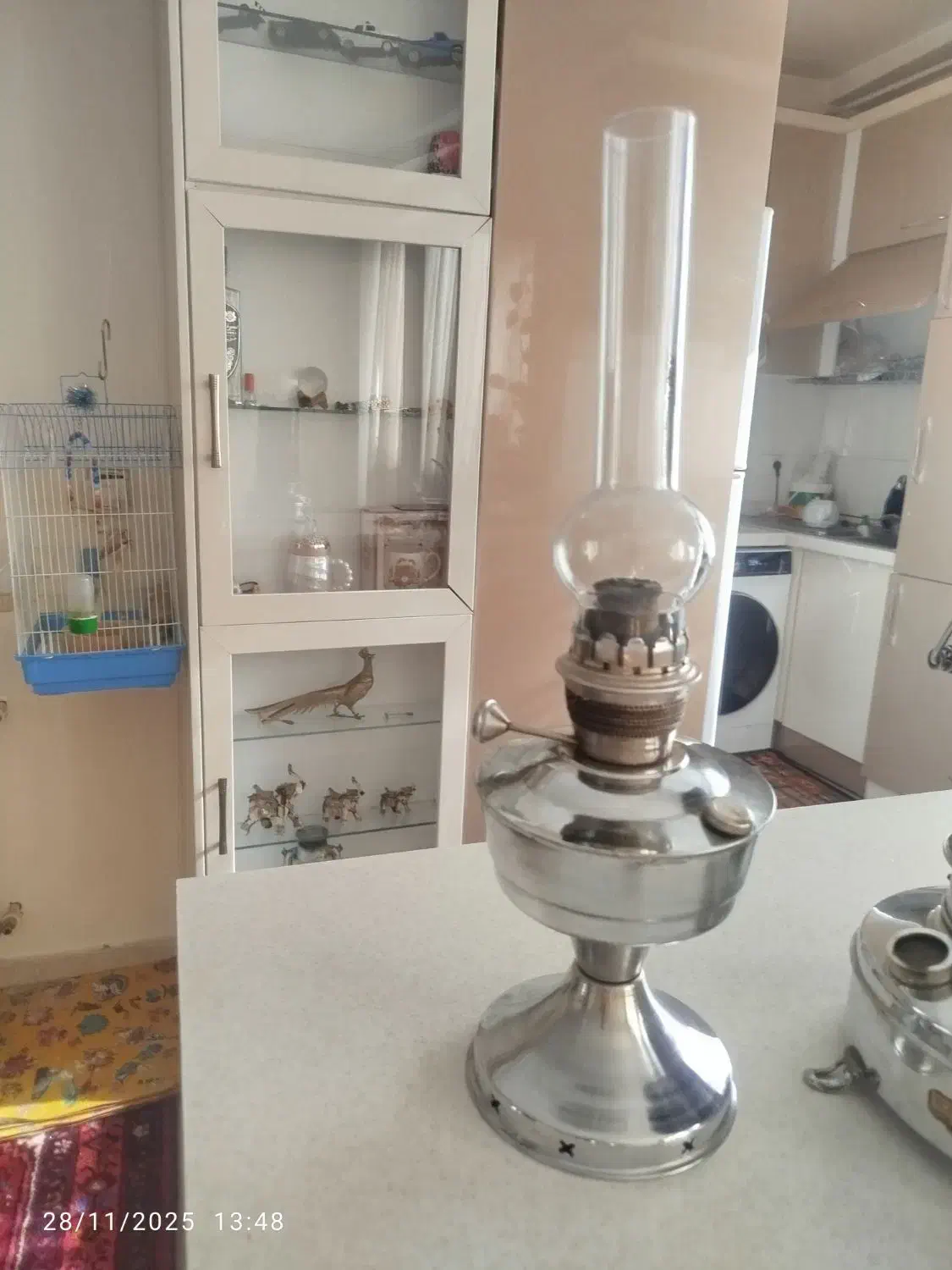 چراغ گرد سوز‌مارک‌خورشید نشان|کلکسیون اشیاء عتیقه|زنجان, |دیوار