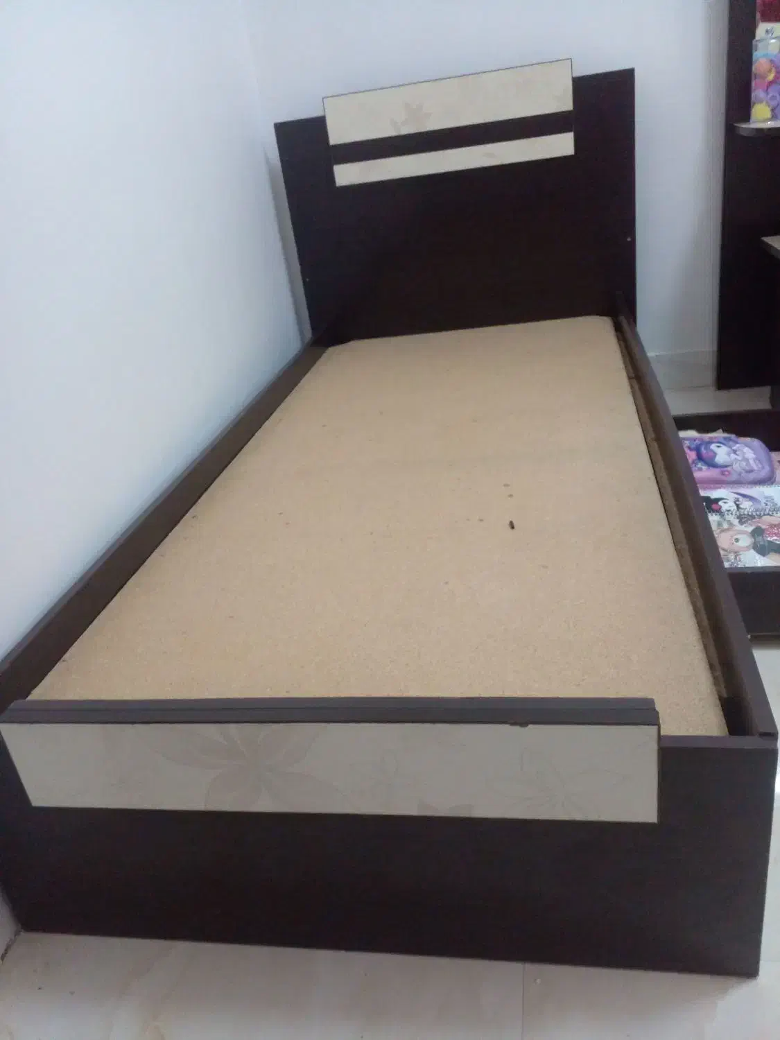 سرویس خواب تک نفره نوجوانی|تخت و سرویس خواب|پاکدشت, حصار امیر|دیوار