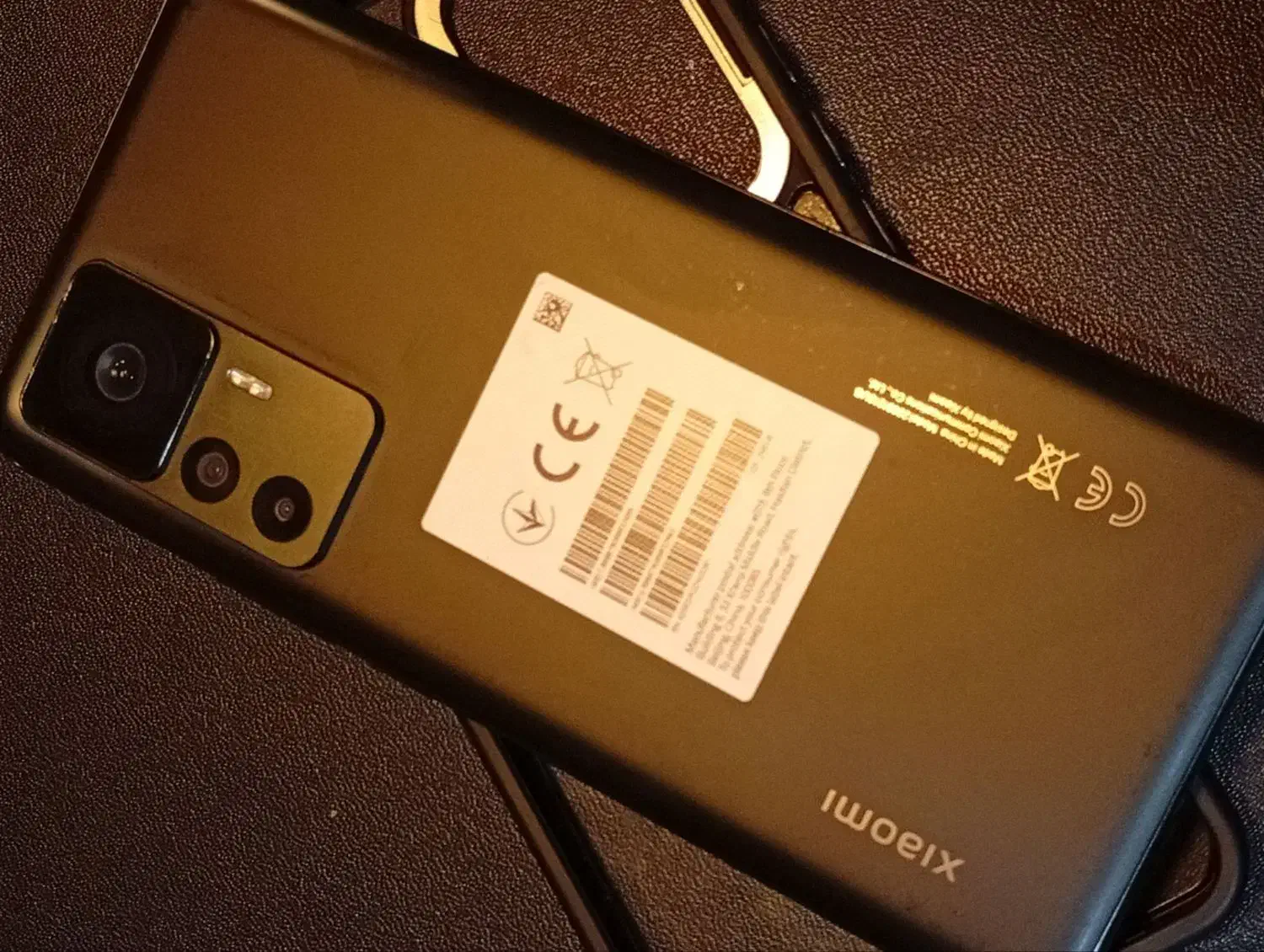 12 t pro|موبایل|ایلام, |دیوار