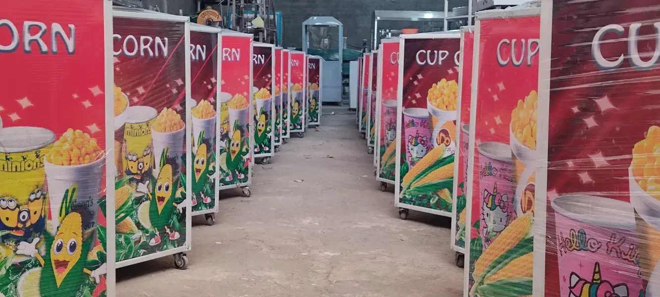 ذرت مکزیکی، فر فلافلی، میز کار صنعتی، سینک، گریل|کافی‌شاپ و رستوران|قم, قلعه صدری|دیوار