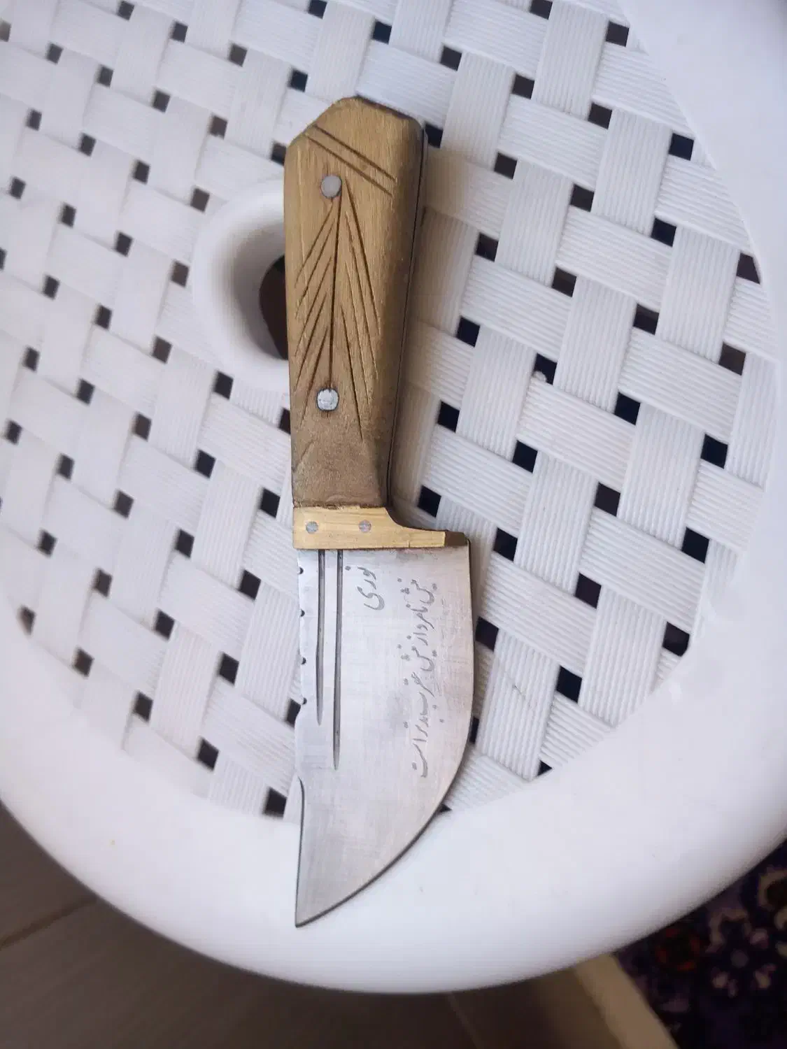 چاقو|کلکسیون اشیاء عتیقه|مشکین‌دشت, |دیوار