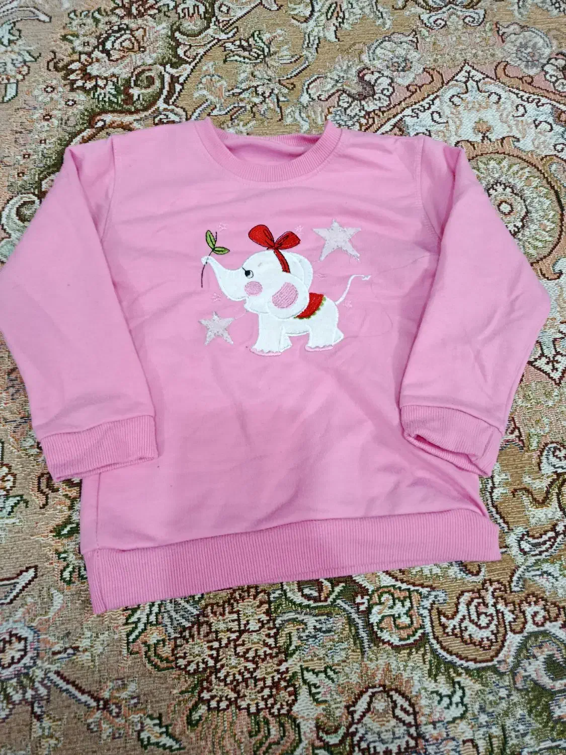 لباس بچگانه|لباس|گلبهار, شهر جدید گلبهار|دیوار