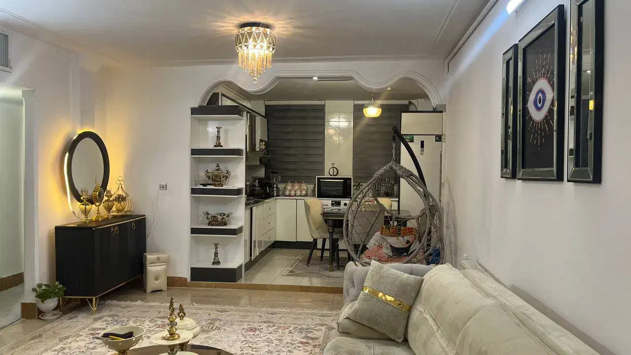 فروش آپارتمان ۸۰ متری ۲ خوابه در عمار یاسر|فروش آپارتمان|قم, عمار یاسر|دیوار