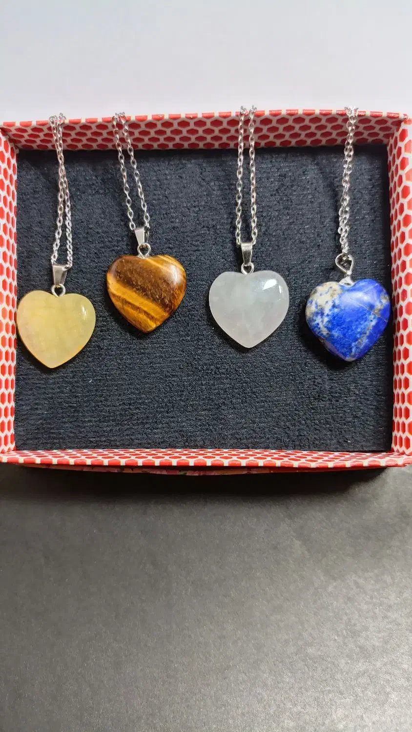 گردنبندسنگ قلبی ومنشوری،حلقه های عقیق|جواهرات|شیراز, کاراندیش|دیوار