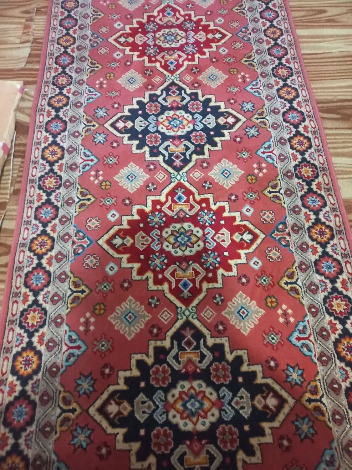 فرش و موکت در حد نو|فرش|اردبیل, |دیوار