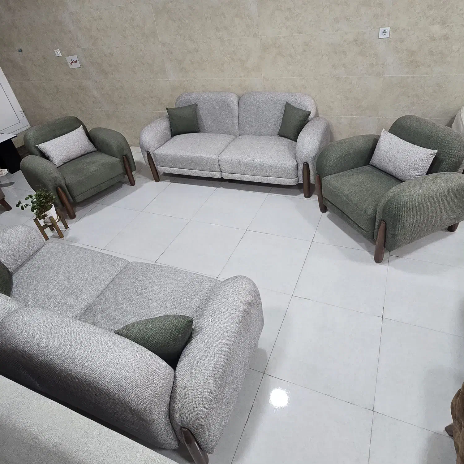 مبلمان پاندا|مبلمان خانگی و میز عسلی|خرمآباد, |دیوار