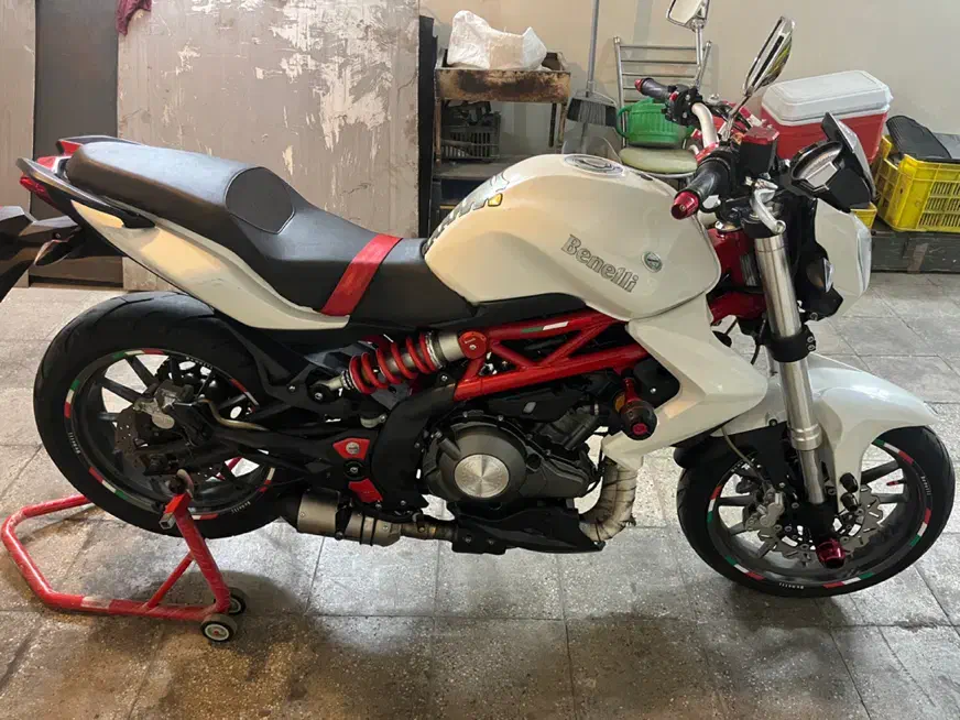 بنلی ۳۰۰ مدل ۹۶|موتورسیکلت|تهران, نصرت|دیوار