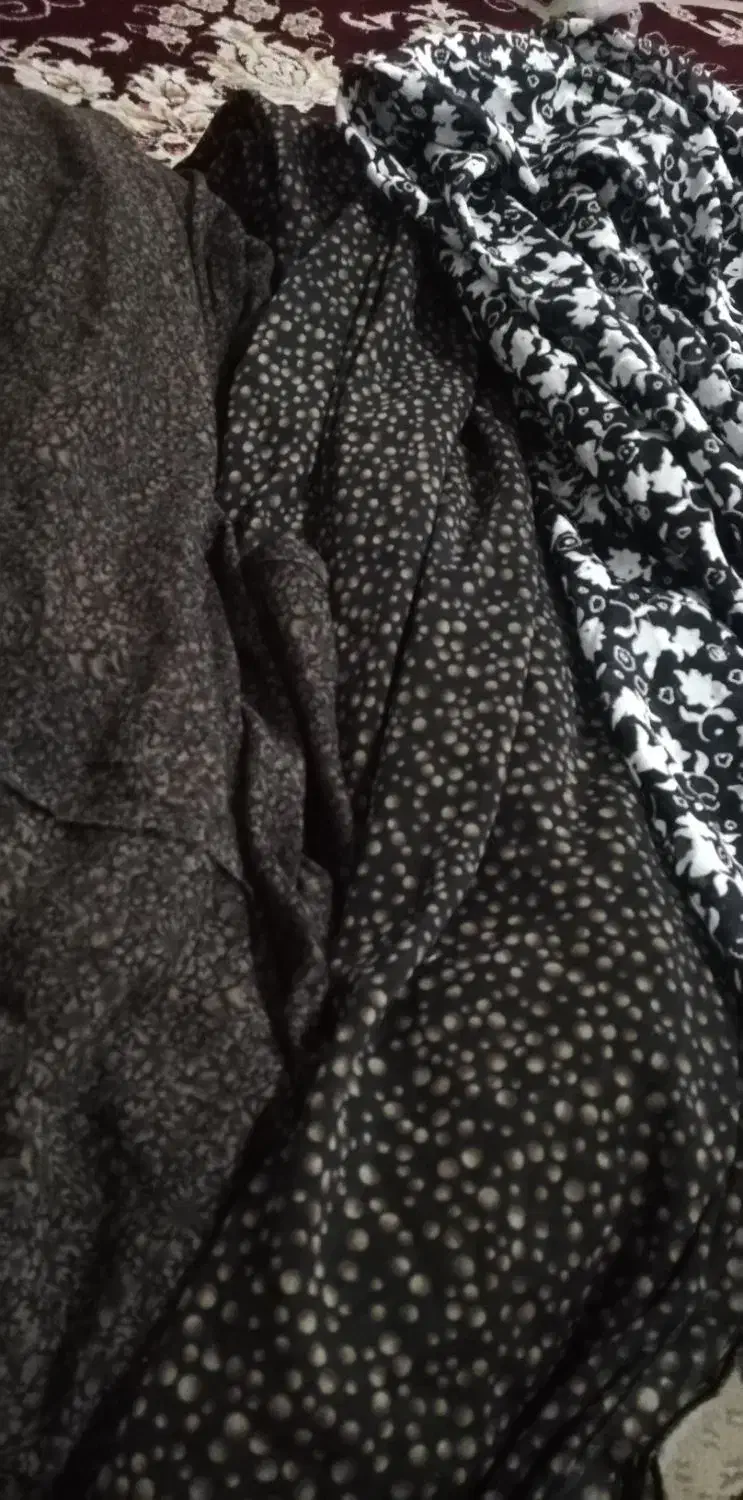 چادر زنانه|لباس|قم, امامزاده ابراهیم|دیوار