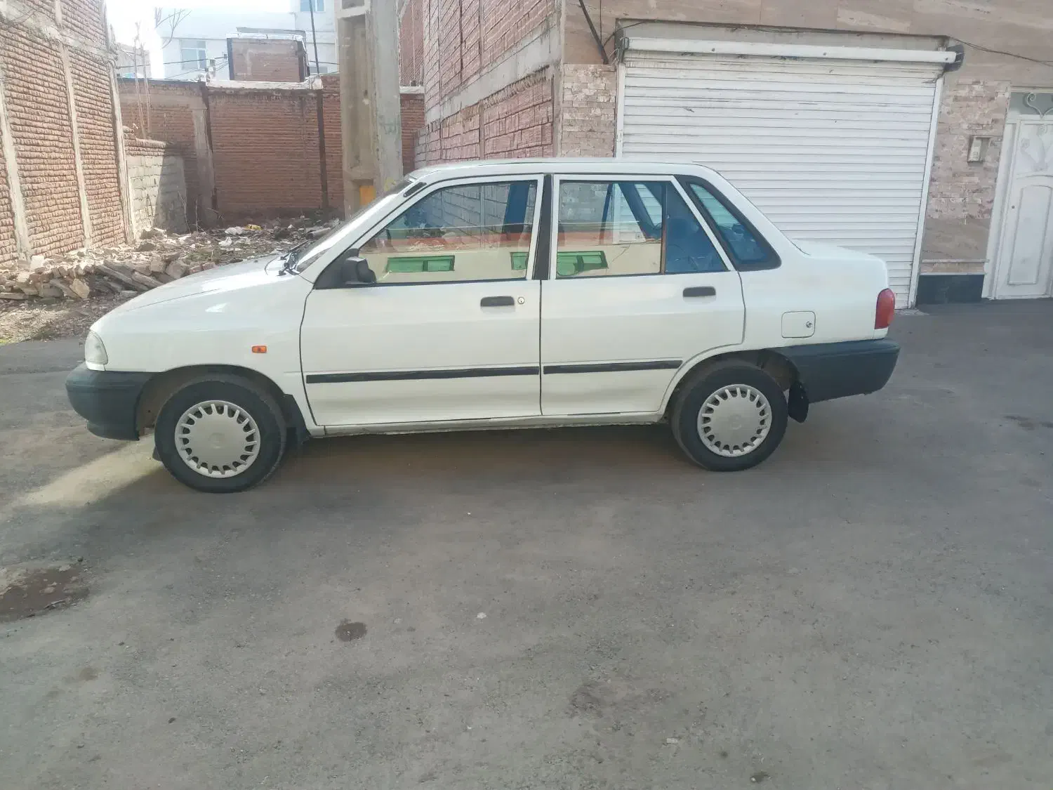 پرایدمدل ۸۲|خودرو سواری و وانت|اردبیل, |دیوار