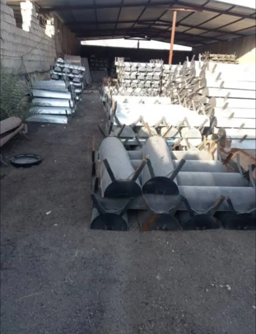 آخور گوسفند|لوازم جانبی حیوانات|بردسیر, |دیوار