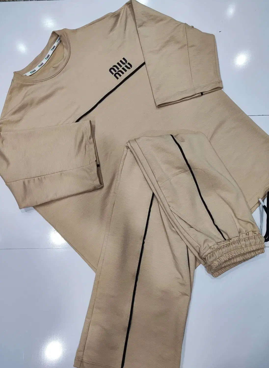 ست میو میو جنس|لباس|بوشهر, |دیوار