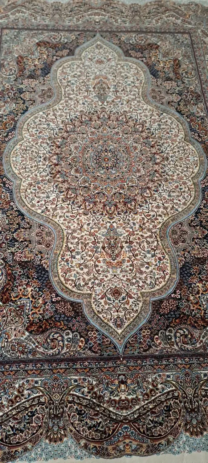 یک جفت فرش نه متر درهده نو به فروش میرسد|فرش|میانه, |دیوار