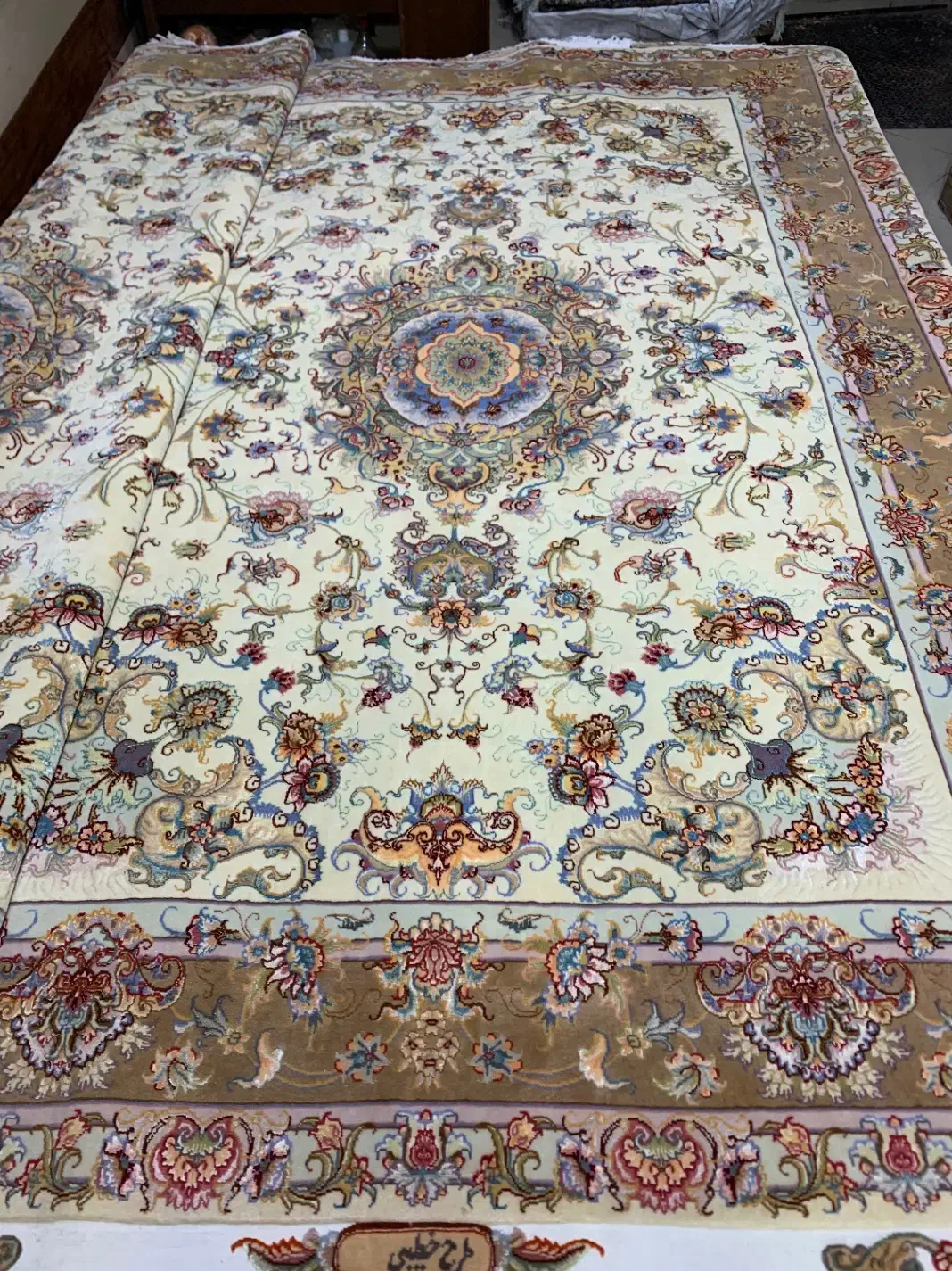 (فرش حق زاده)جفت فرش۶متری۴۰رج خطیبی گل ابریشم|فرش|تبریز, |دیوار