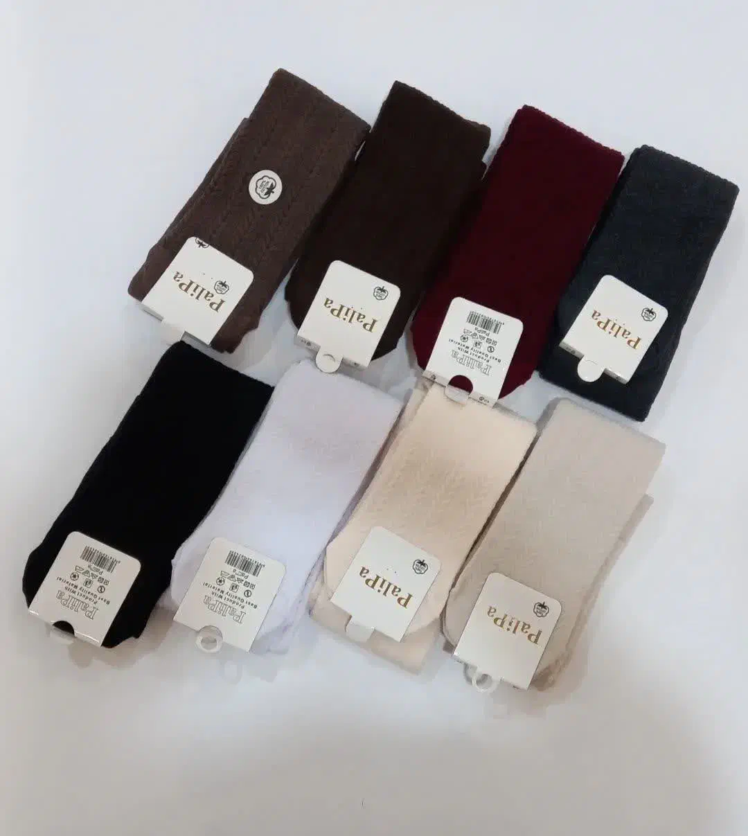 جوراب بالا زانو گندمی|لباس|قم, بنیاد|دیوار