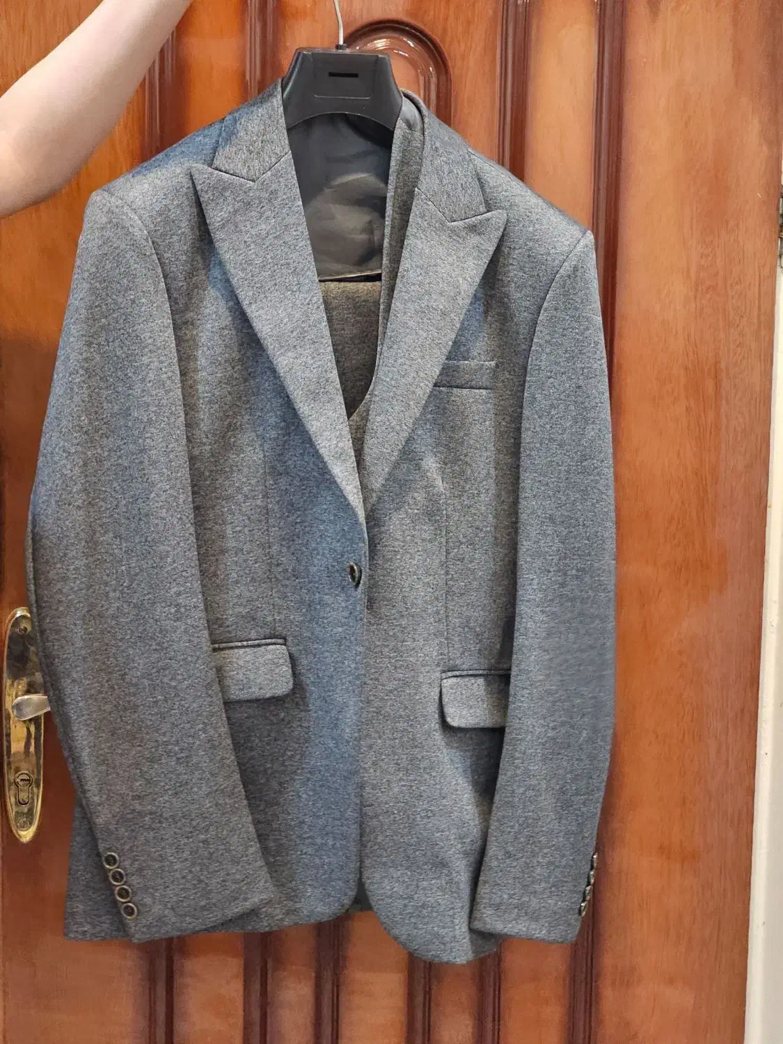 کت و شلوار یکبار هم تن نخورده|لباس|بیجار, |دیوار