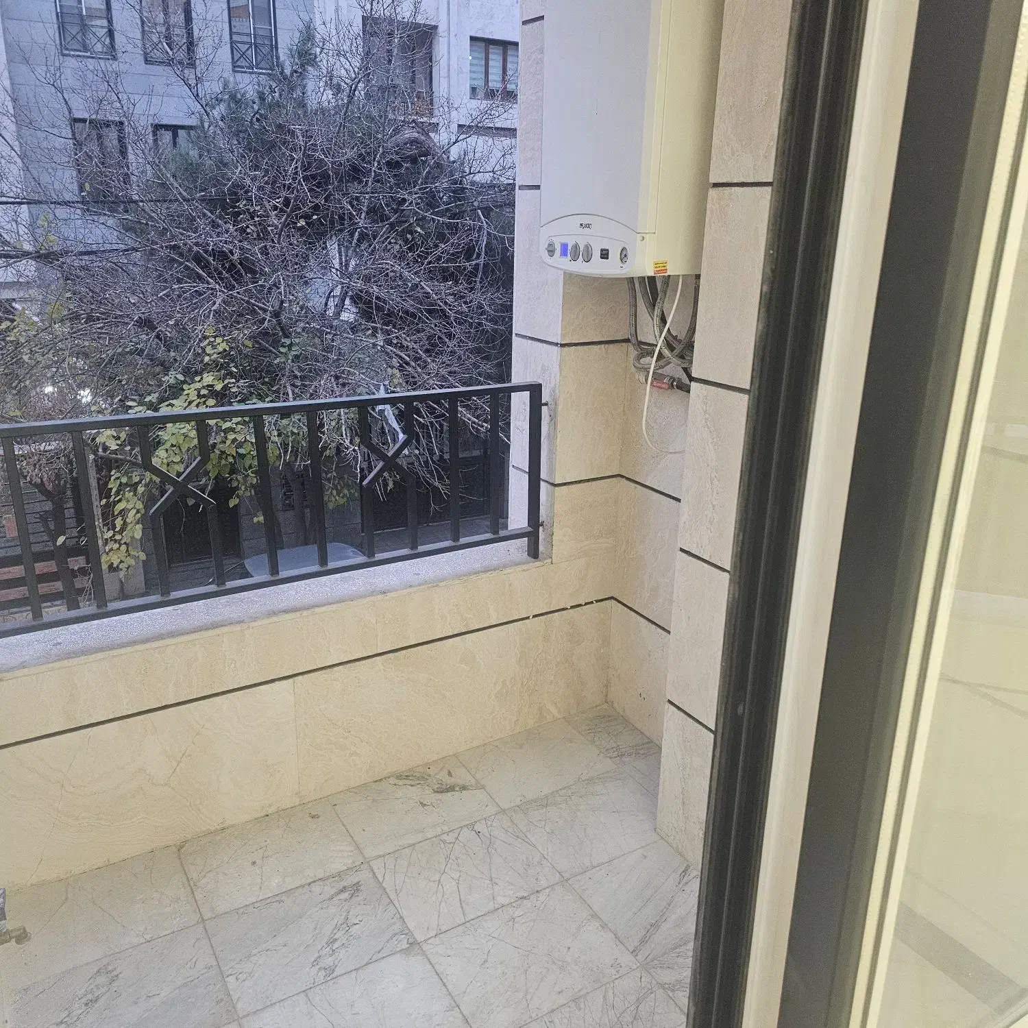 ۱۲۰ متر فول نوساز اوقاف ازادگان تخلیه