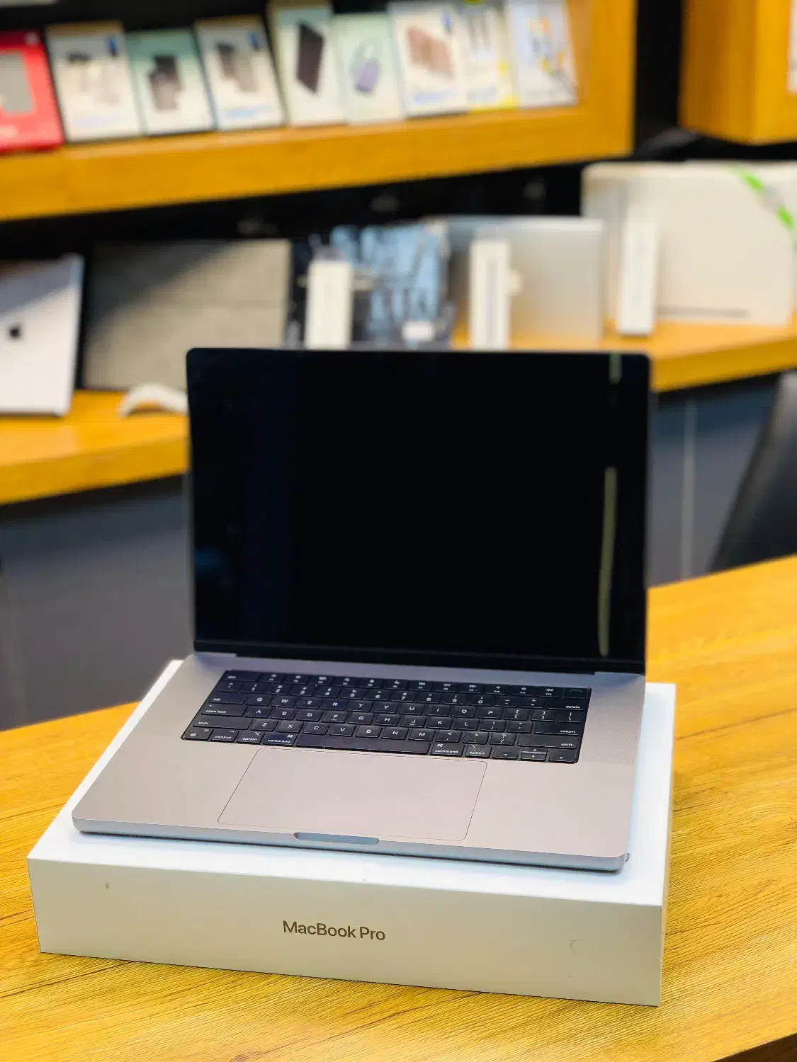 مک بوک بدون مشابه در ایران - MacBook M1 max 32|رایانه همراه|تهران, میرداماد|دیوار