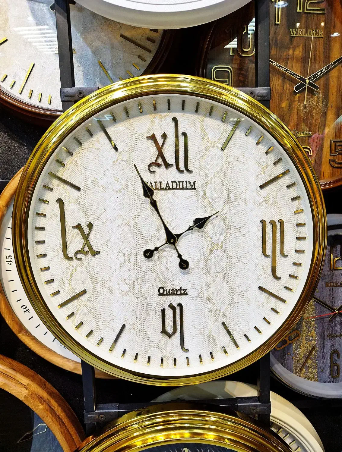 ساعت طلایی|ساعت دیواری و تزئینی|فردیس, فردیس|دیوار