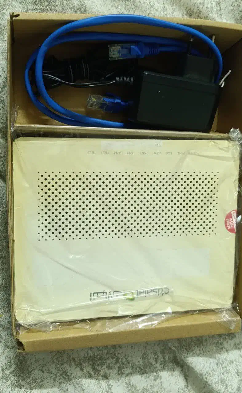 مودم فیبر نوری هوآوی|مودم و تجهیزات شبکه|قم, کیوانفر|دیوار