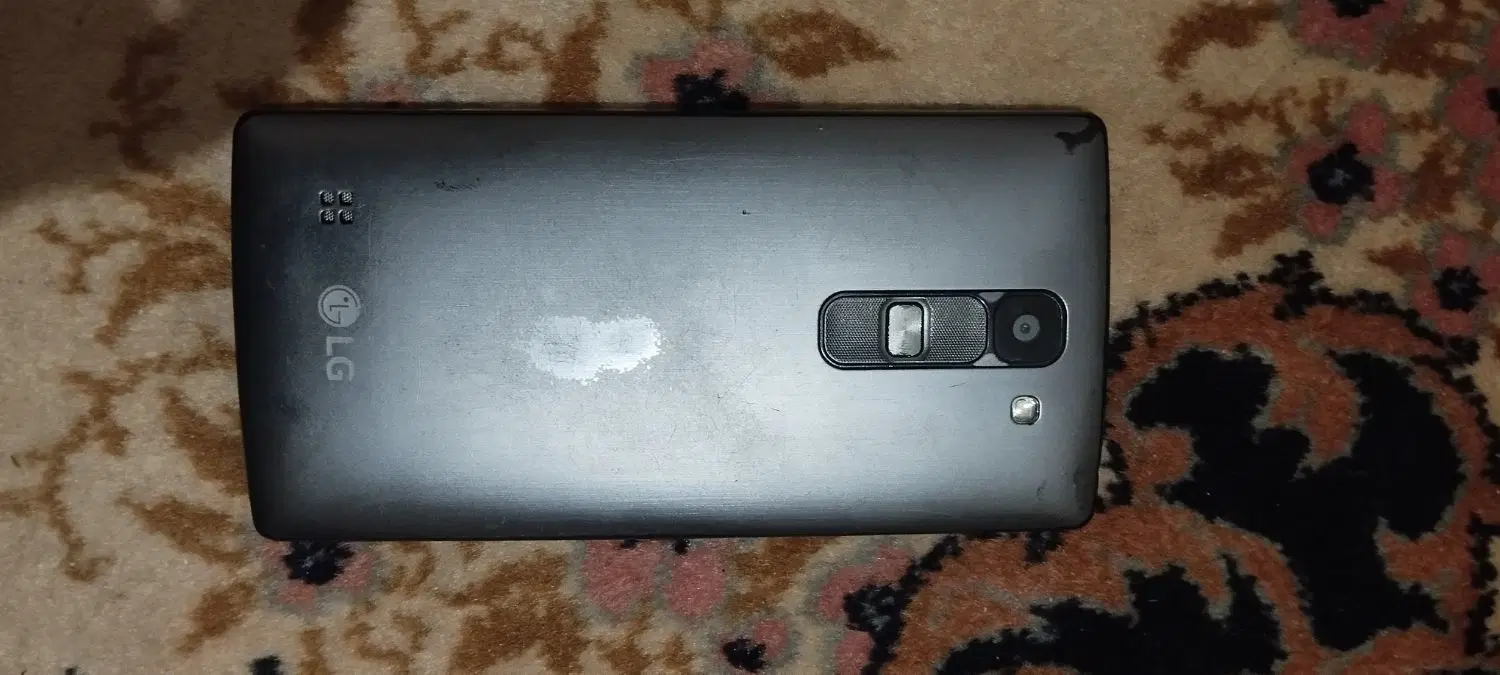 گوشی موبایل قدیمی 1100 . LG|موبایل|شیراز, شهرک استقلال|دیوار