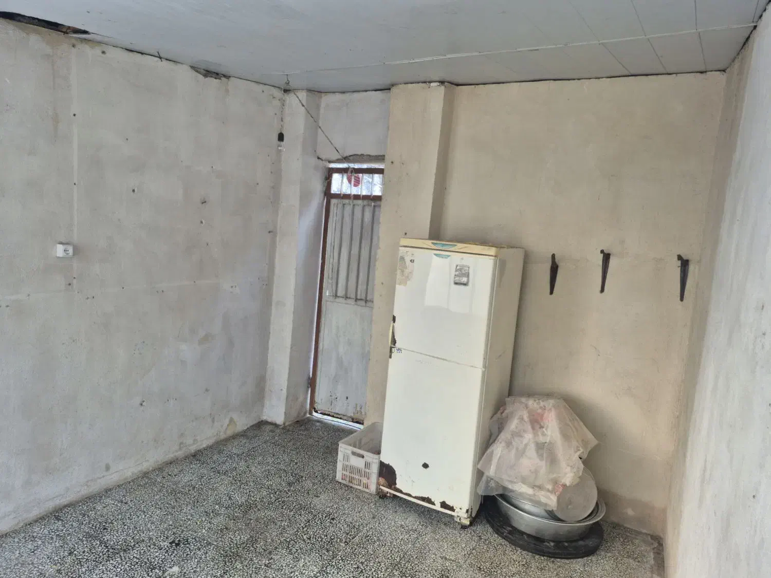 انباری|اجارهٔ مغازه و غرفه|رشت, حمیدیان|دیوار